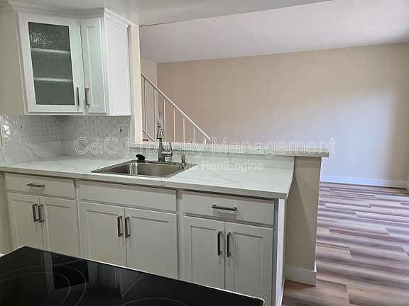 2nd image of 10361 Iona Way