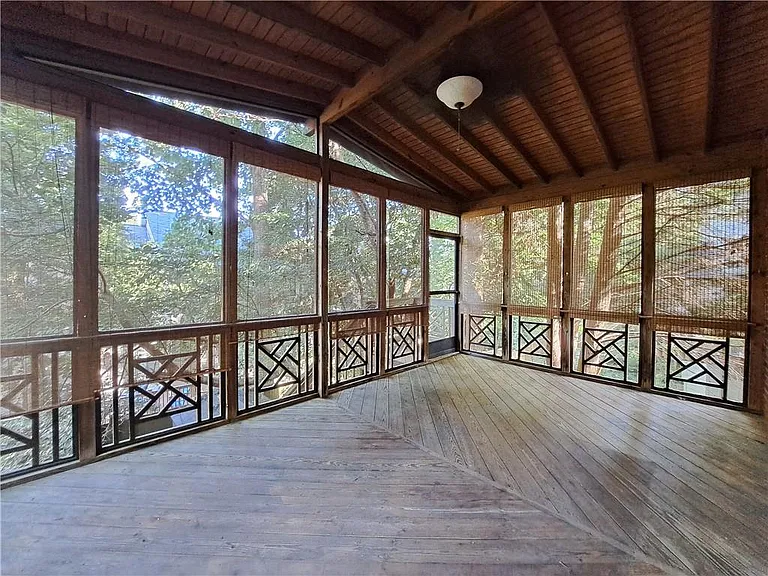 2242 Lenox Walk — Photo 22