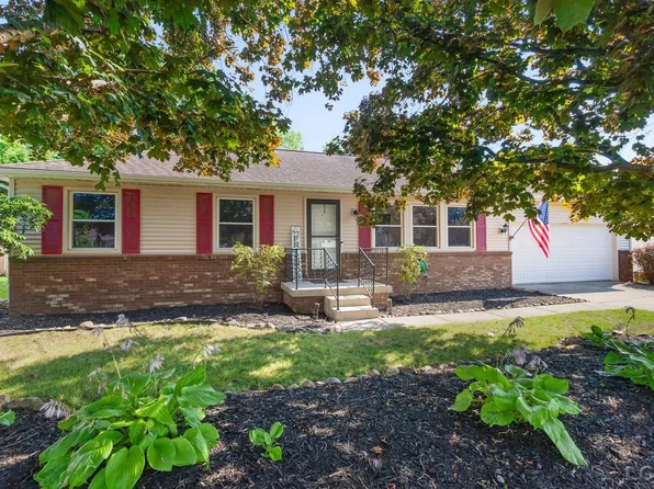 1508 Southwick Dr, Tecumseh, MI 49286