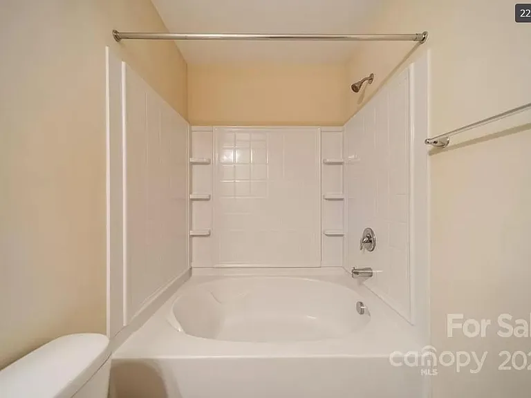 12754 Livengood Ln — Photo 20