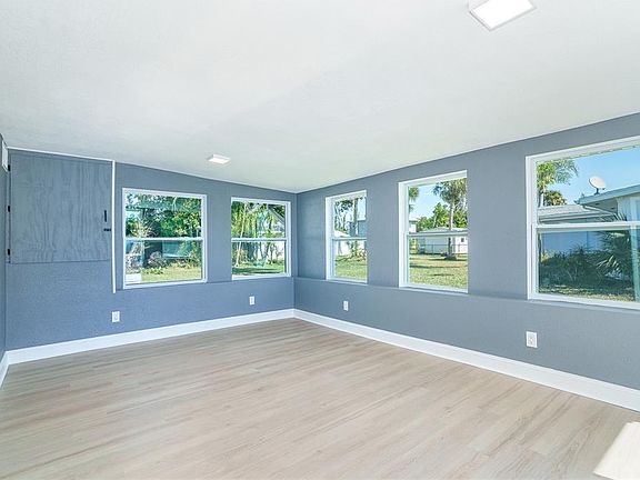 4th image of 9080 Griggs Rd