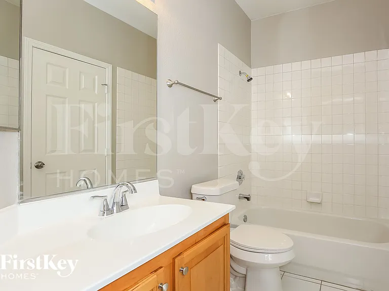 3600 N Tomsik St — Photo 17