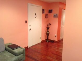 1208 Greendale Ave APT 206, Needham, MA 02492
