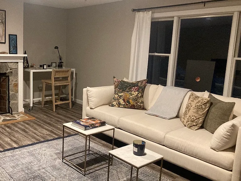 Victoria Ln — Photo 20