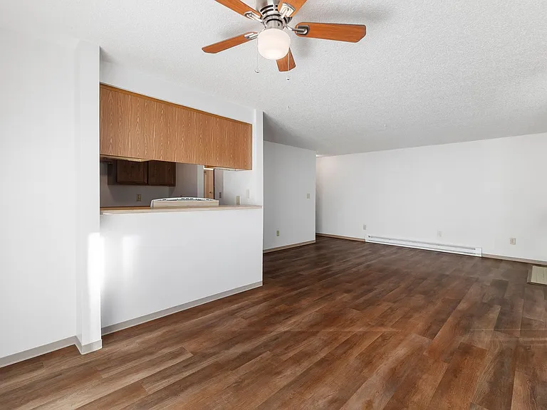 1219 East St SE — Photo 10