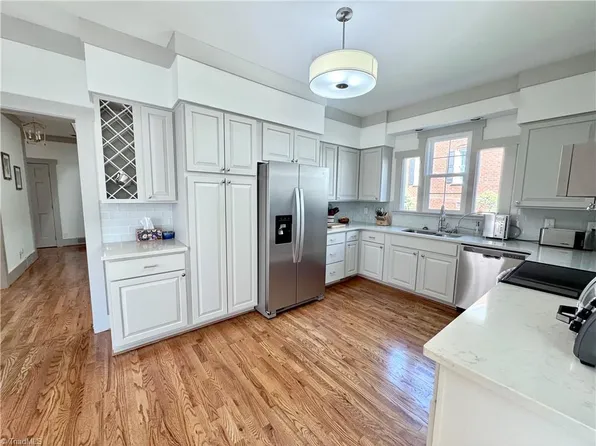 104 Westhaven Cir, Winston Salem, NC 27104
