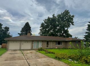 1 Kirkwood St, Chatham, IL 62629