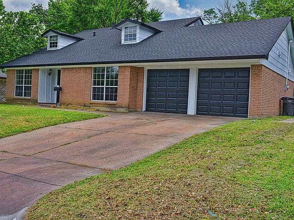 2nd image of 3004 San Marcos Dr