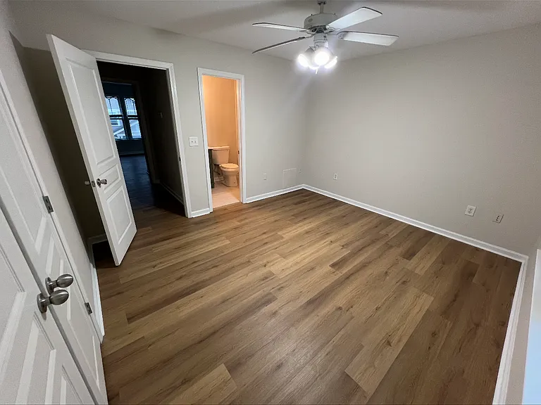 490 Barnett Shoals Rd #602 — Photo 9