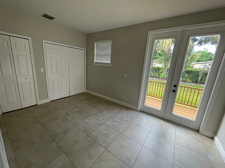 4661 Georgia Pines Dr — Photo 5