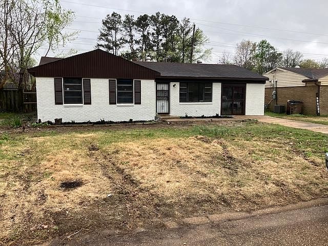 1st image of 850 Sherwood Dr
