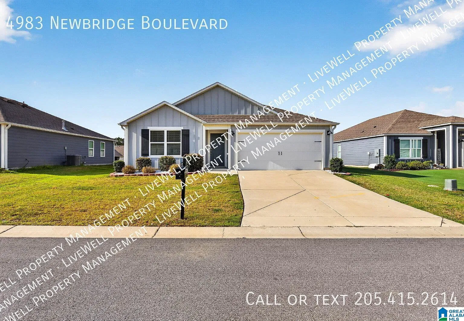 4 bed, 2.0 bath, 1497 sqft, $2,000 — Photo 2