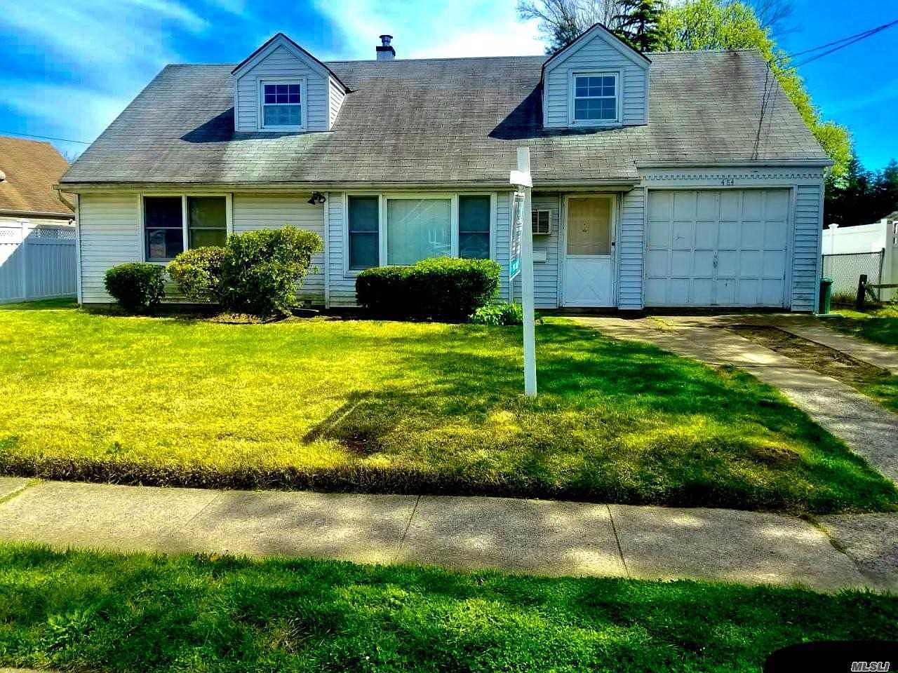 484 Foxhurst Rd, Baldwin, NY 11510 Zillow