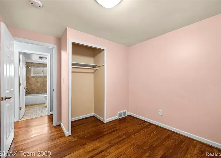 39784 Hillary Dr — Photo 13