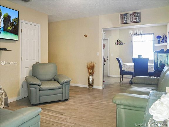 4th image of 2360 NW 141st St