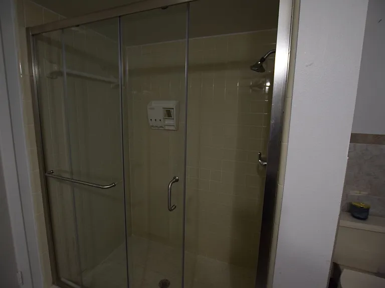 1090 Jason Ridge Ct — Photo 24