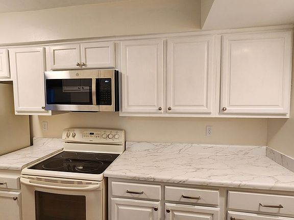4th image of 4801 Afton Ct