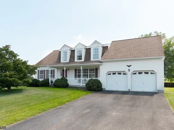16 Olde Frg, Oxford Twp., NJ 07863