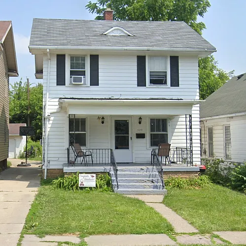 1019 Booth Ave Photo 1