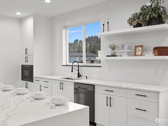 2nd image of 107 2nd Avenue S