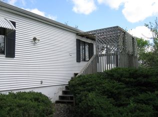 6932 Main St, Wapello, IA 52653