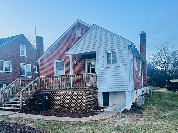 4th image of 2206 Park Pl #B