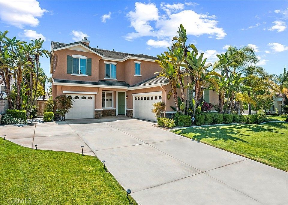 1st image of 8469 Applegate Ct