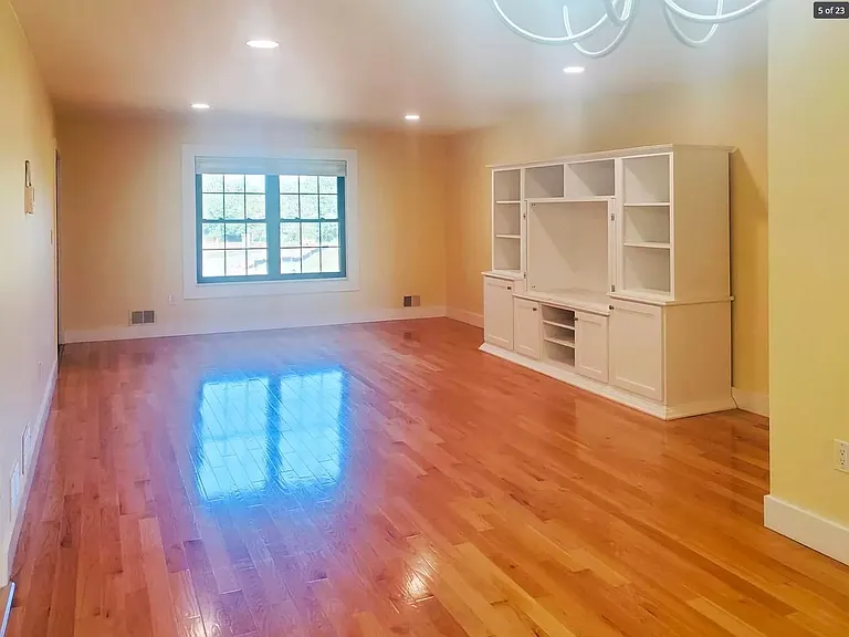 16 Fairway Ct — Photo 10