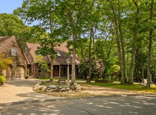 35 Tower Ridge Rd, Oak Bluffs, MA 02557