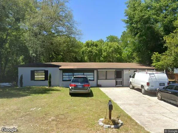 3742 Peach Dr, Jacksonville, FL 32246