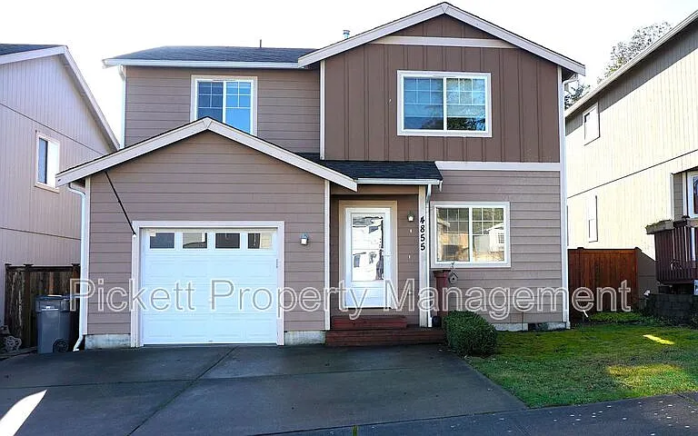 4855 Bowwood Cir NE — Photo 1