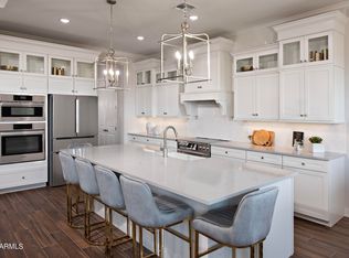 42033 N Tiger Way, San Tan Valley, AZ 85140