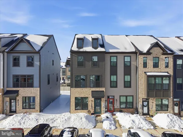 7810 Yona Ct, Glen Burnie, MD 21060