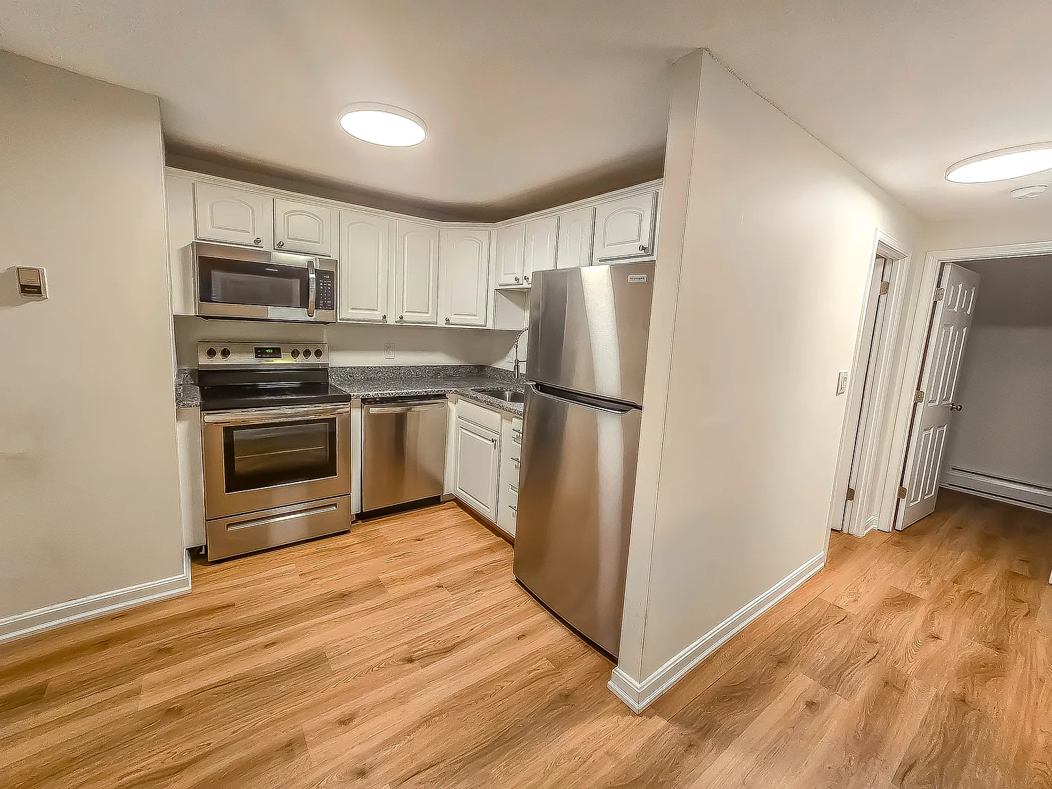 80L English Village Rd — Photo 3