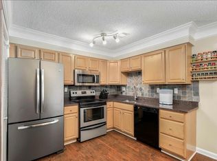 2228 Southgate Sq, Reston, VA 20191