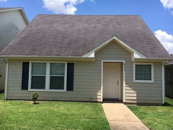 2nd image of 6313 Settlers Square Ln