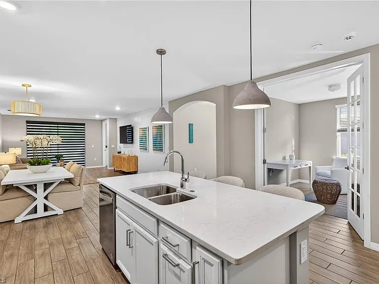 14567 Edgewater Cir — Photo 10