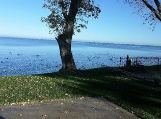 2311 Old Lake Rd, Ransomville, NY 14131