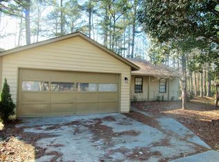 2525 Wildflower Ln, Snellville, GA