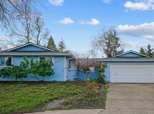 3327 Four Seasons Ct NE, Salem, OR 97305