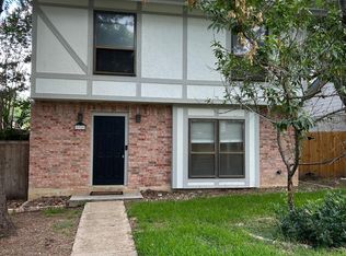 5959 Woodridge Cv, San Antonio, TX 78249