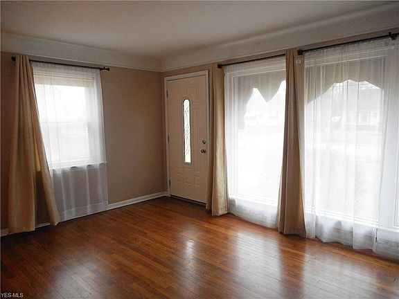 2nd image of 4243 Metropolitan Dr