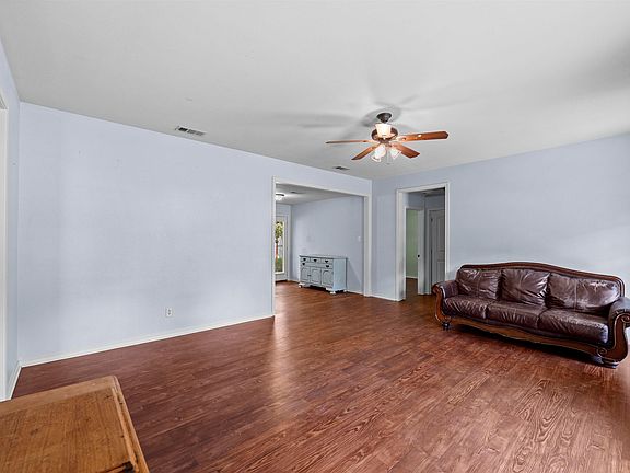 3rd image of 286 County Road 2276