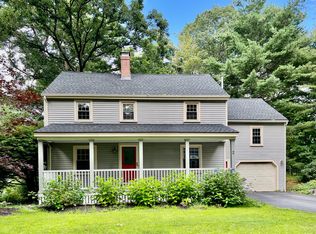 2 Hemlock Hill Rd, Cape Elizabeth, ME 04107