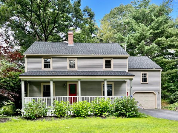 2 Hemlock Hill Rd