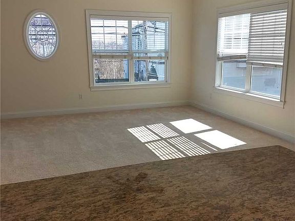 4th image of 6 1st Ave #6