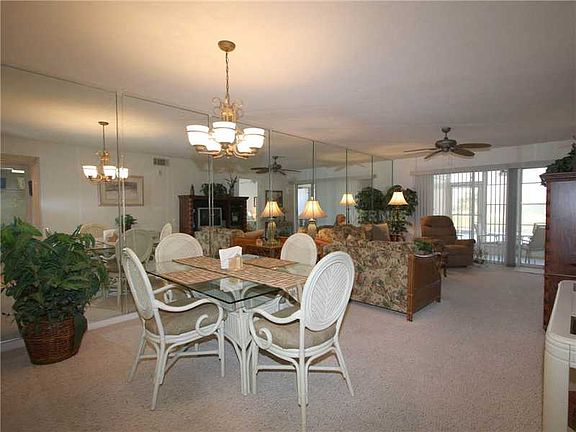 4th image of 4000 Bal Harbor Blvd #4