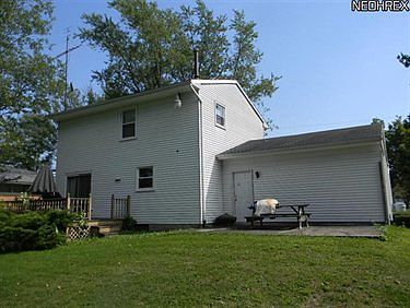 3rd image of 356 Earl Dr
