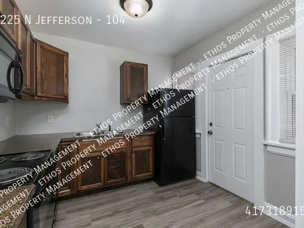 1225 N Jefferson Ave #104, Springfield, MO 65802