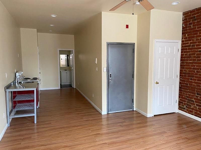 1st image of 3111 Frankford Ave